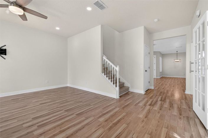 Image No.4-4 Bed Property for sale