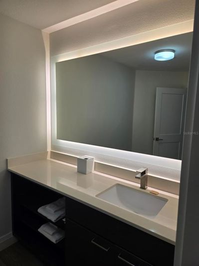 Image No.9-Propriété de 2 chambres à vendre à Winter Garden