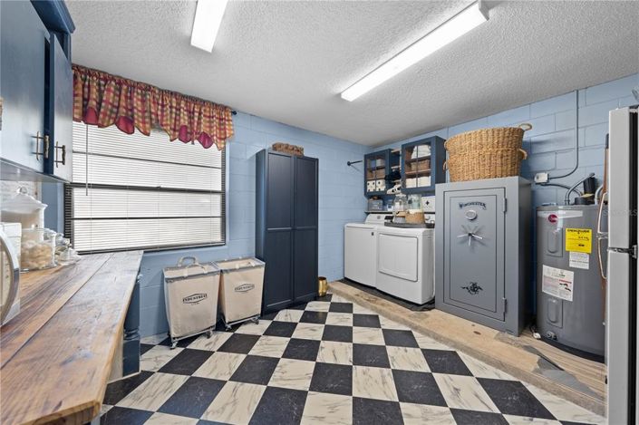 Image No.32-3 Bed Property for sale