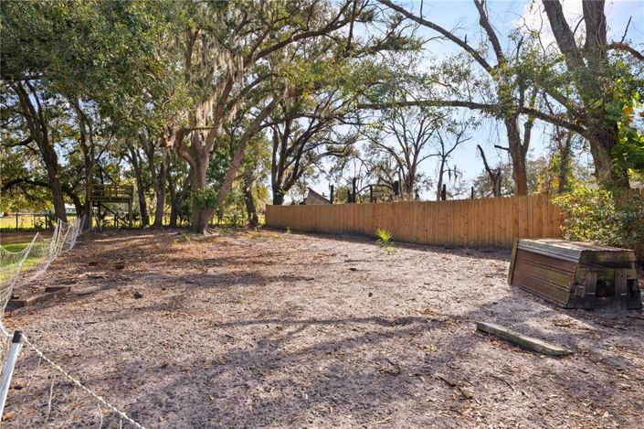 Image No.41-3 Bed Property for sale