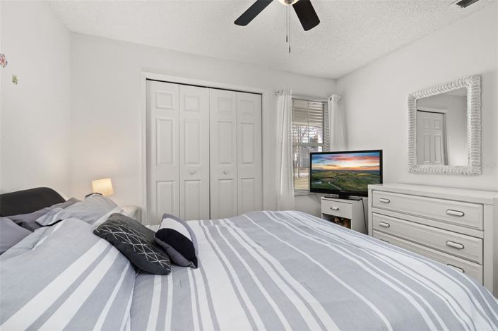 Image No.24-3 Bed Property for sale