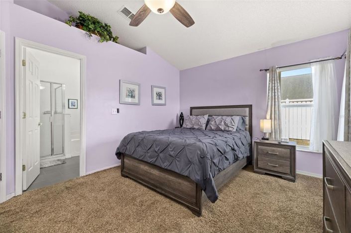 Image No.3-3 Bed Property for sale