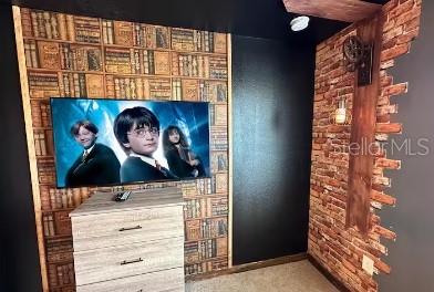 Image No.28-6 Bed Property for sale