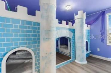 Image No.2-8 Bed Property for sale