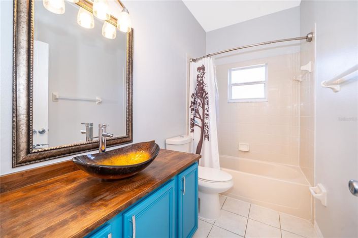 Image No.13-4 Bed Property for sale