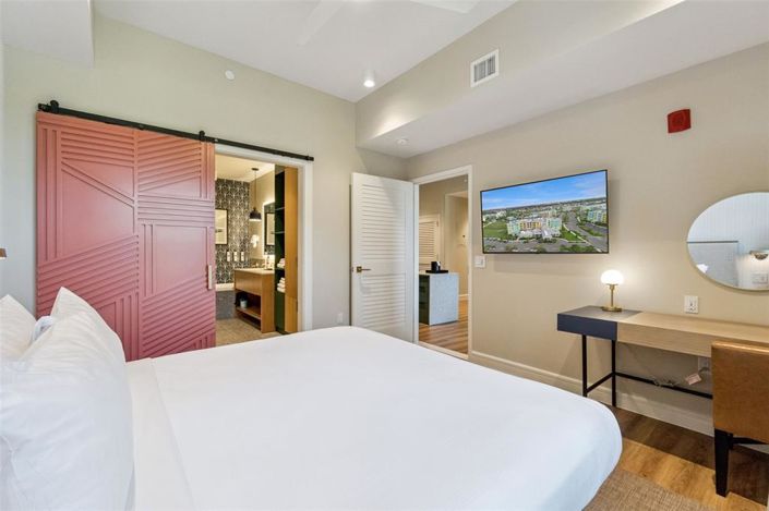 Image No.11-2 Bed Property for sale