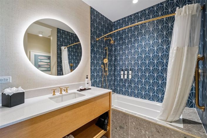 Image No.20-2 Bed Property for sale