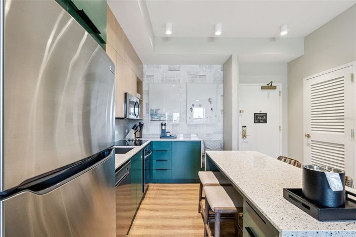 Image No.6-2 Bed Property for sale