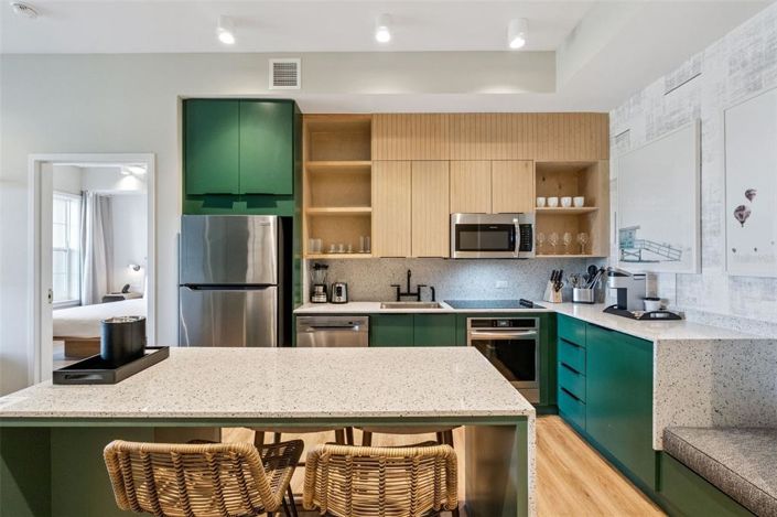 Image No.9-2 Bed Property for sale