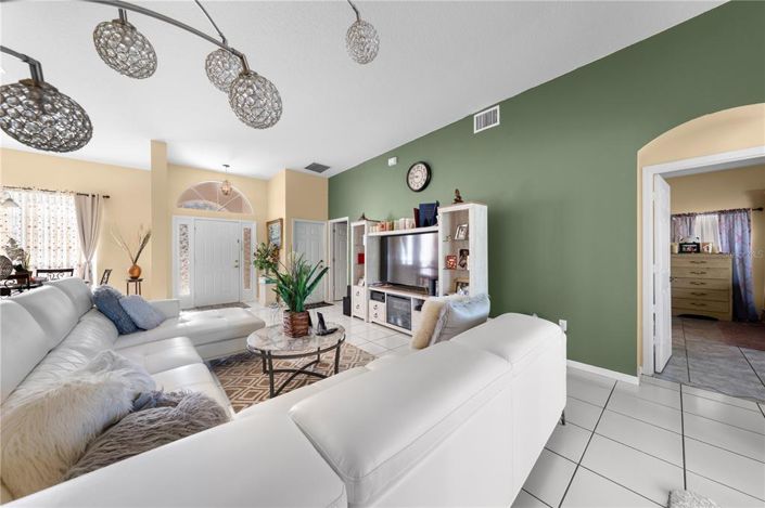 Image No.11-Propriété de 4 chambres à vendre à Kissimmee