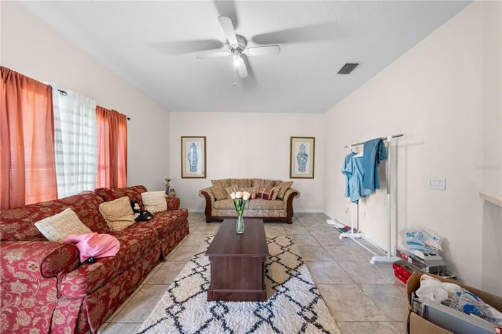 Image No.14-Propriété de 4 chambres à vendre à Kissimmee