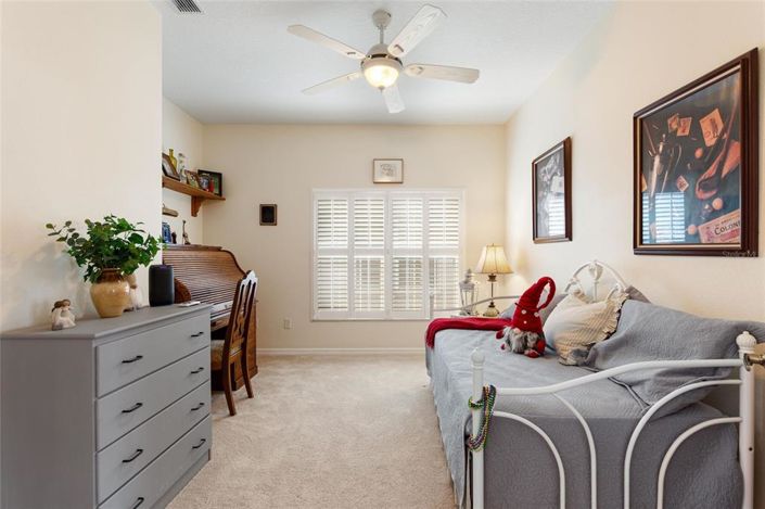 Image No.25-2 Bed Property for sale