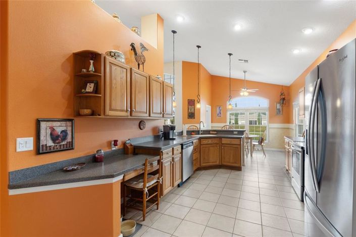 Image No.4-2 Bed Property for sale