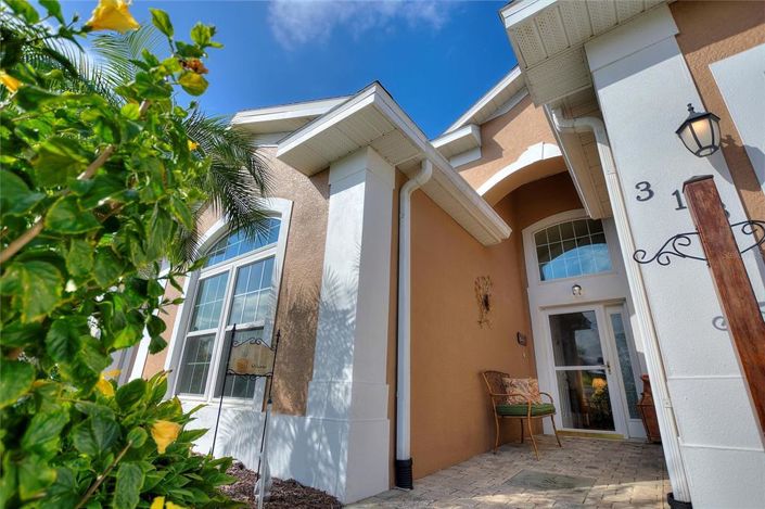 Image No.6-2 Bed Property for sale