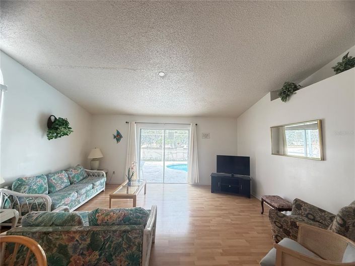 Image No.8-Propriété de 3 chambres à vendre à Kissimmee