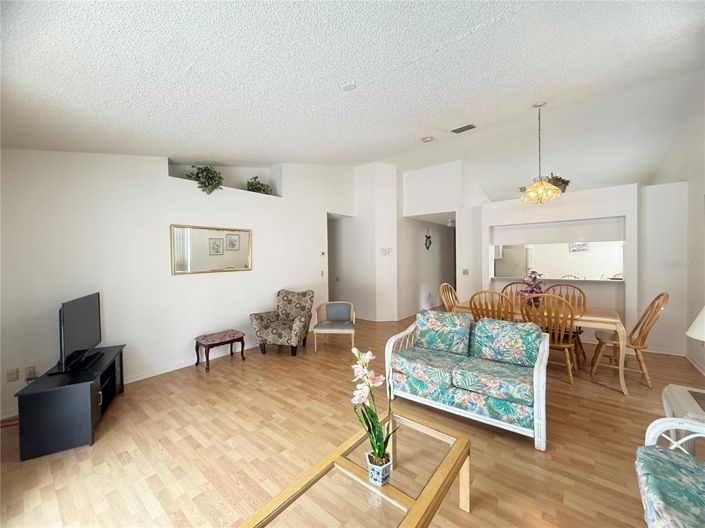 Image No.9-Propriété de 3 chambres à vendre à Kissimmee