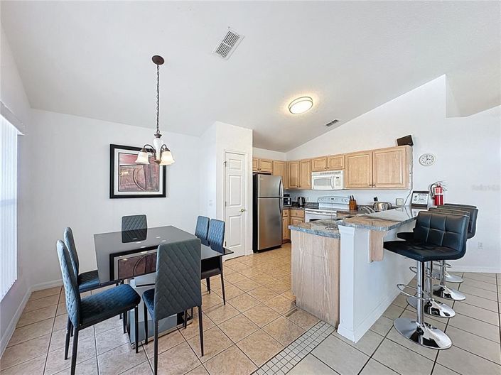 Image No.17-3 Bed Property for sale