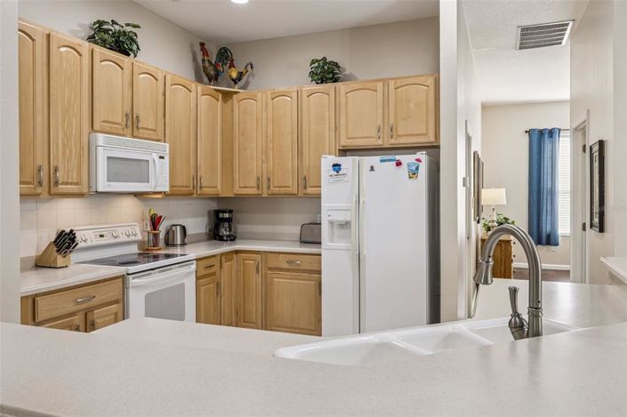 Image No.16-3 Bed Property for sale