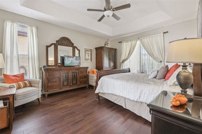 Image No.27-3 Bed Property for sale