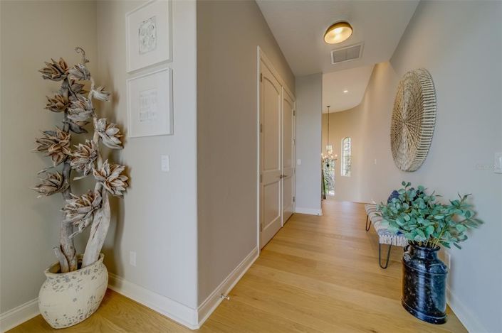 Image No.29-4 Bed Property for sale