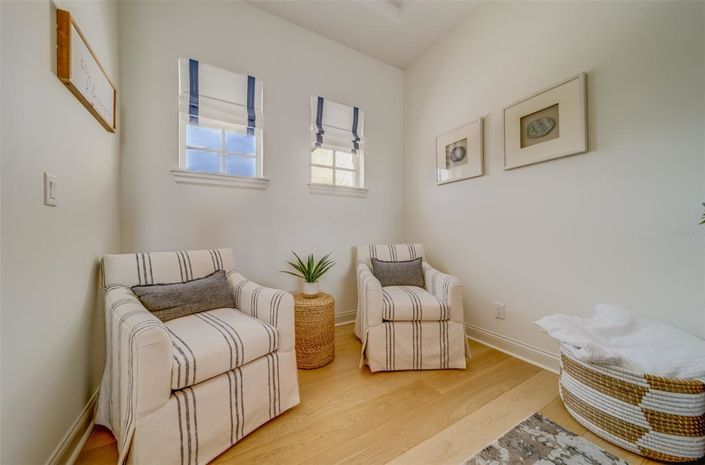 Image No.7-4 Bed Property for sale