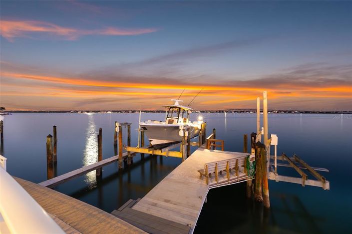 Image No.44-5 Bed Property for sale