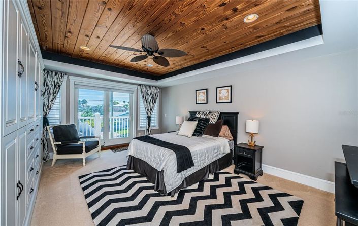 Image No.18-4 Bed Property for sale