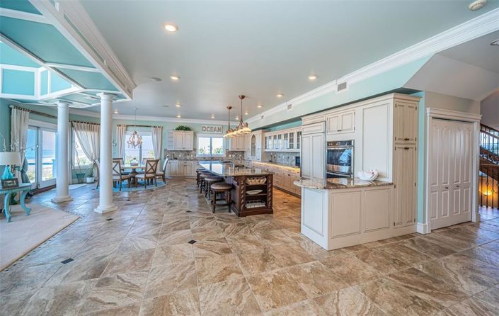 Image No.41-4 Bed Property for sale