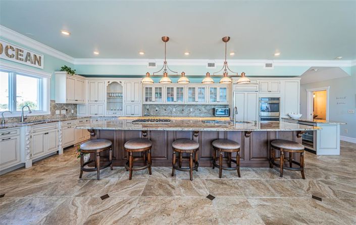 Image No.49-4 Bed Property for sale