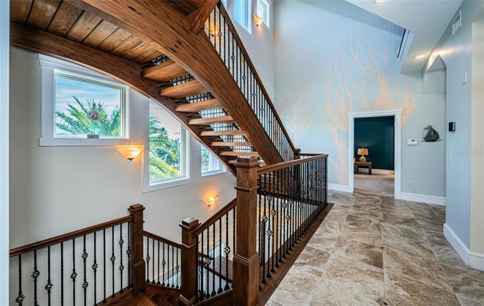 Image No.52-4 Bed Property for sale