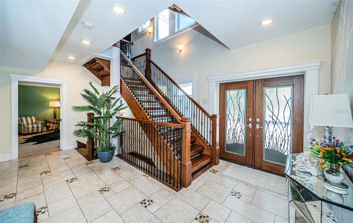 Image No.8-4 Bed Property for sale