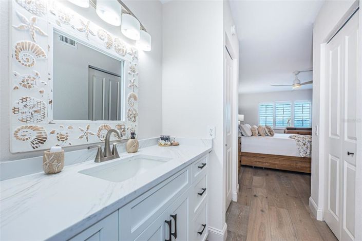 Image No.17-2 Bed Property for sale