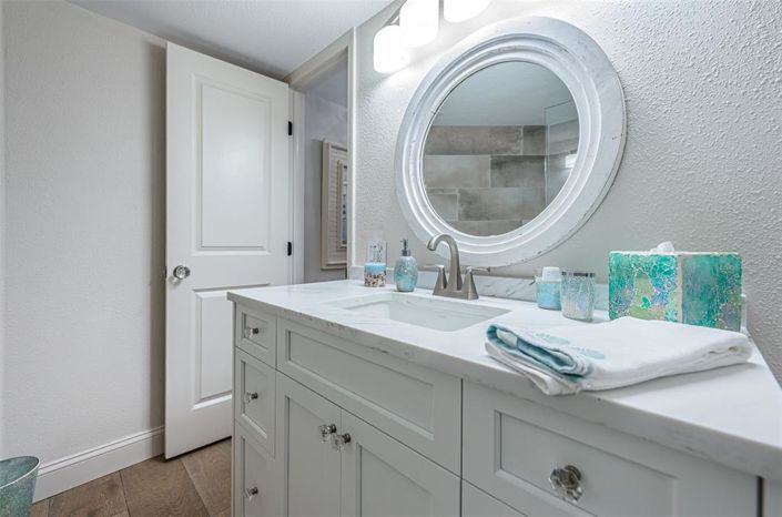 Image No.25-2 Bed Property for sale