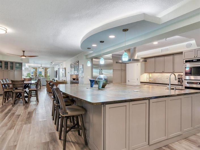 Image No.16-3 Bed Property for sale