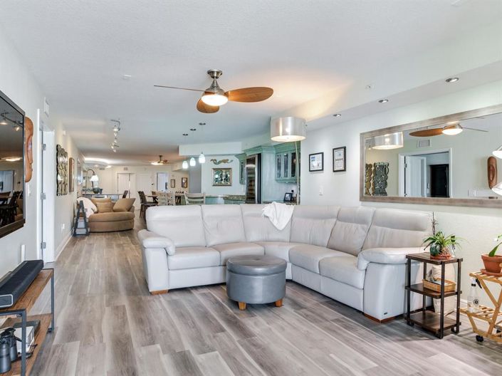 Image No.32-3 Bed Property for sale