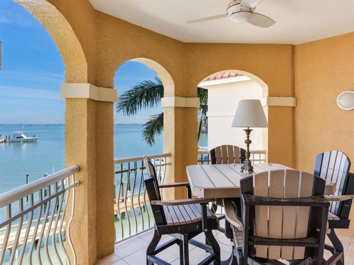 Image No.38-3 Bed Property for sale