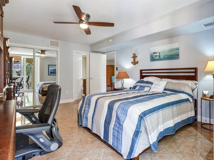 Image No.52-3 Bed Property for sale