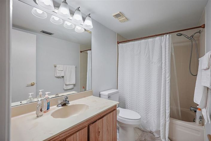 Image No.18-2 Bed Property for sale