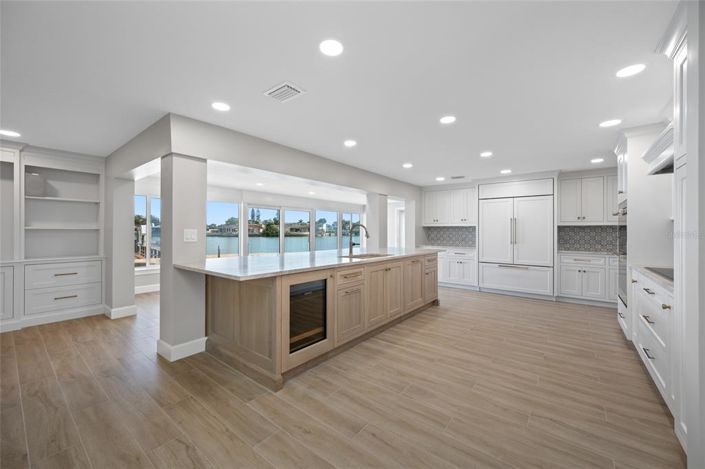 Image No.20-4 Bed Property for sale