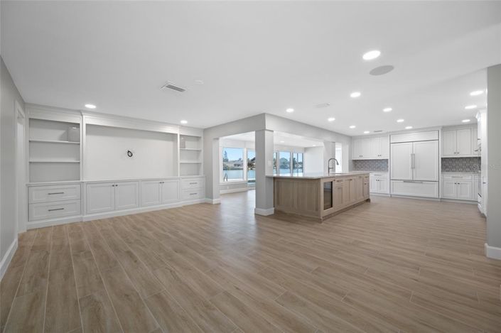 Image No.23-4 Bed Property for sale