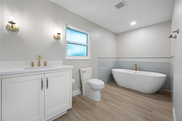 Image No.39-4 Bed Property for sale