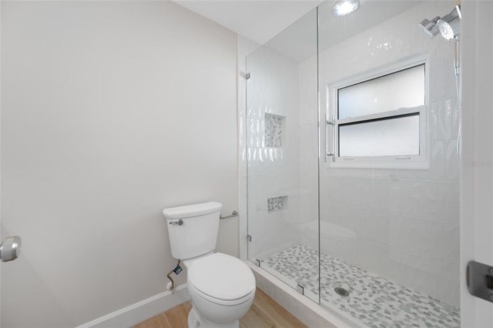 Image No.43-4 Bed Property for sale