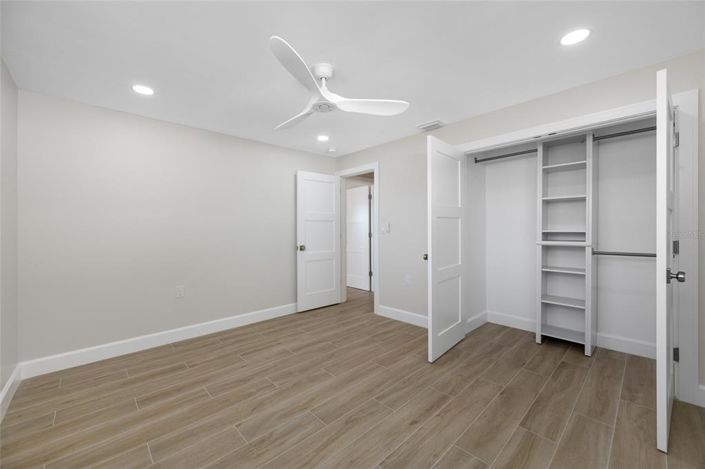 Image No.55-4 Bed Property for sale