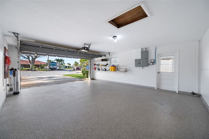 Image No.58-4 Bed Property for sale