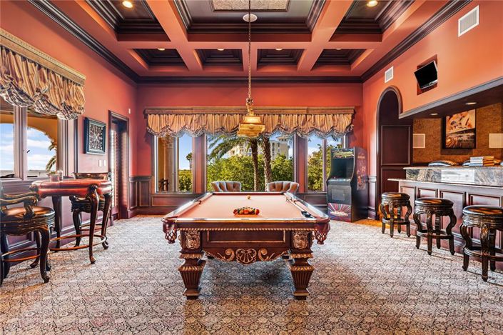 Image No.29-5 Bed Property for sale