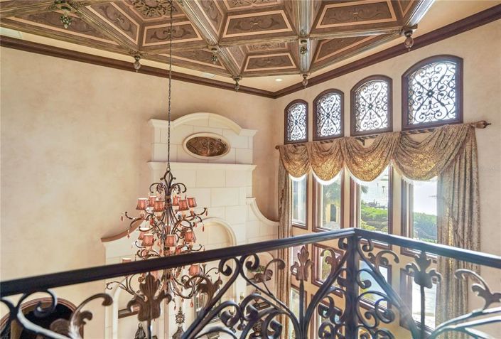 Image No.51-5 Bed Property for sale