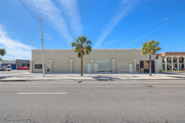 Image No.3-4 Bed Property for sale