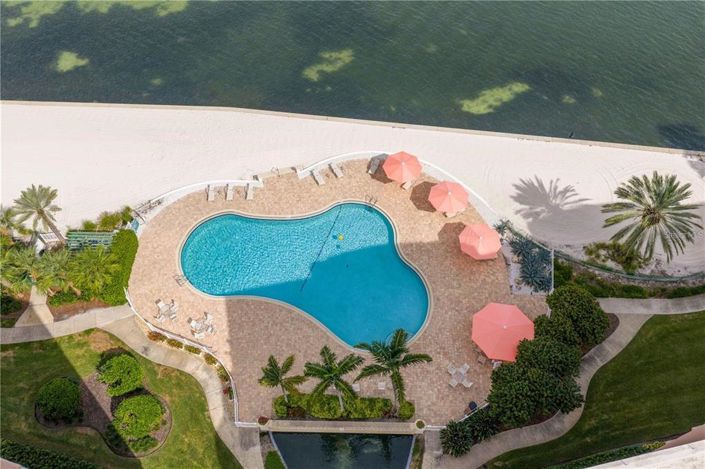 Image No.23-Propriété de 3 chambres à vendre à St. Petersburg