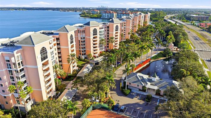 Image No.32-3 Bed Property for sale