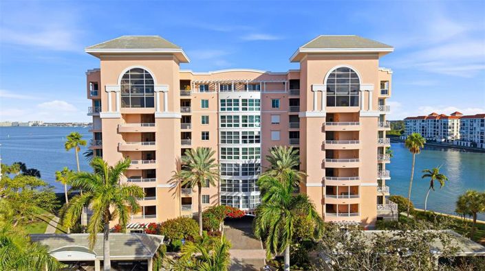 Image No.39-3 Bed Property for sale